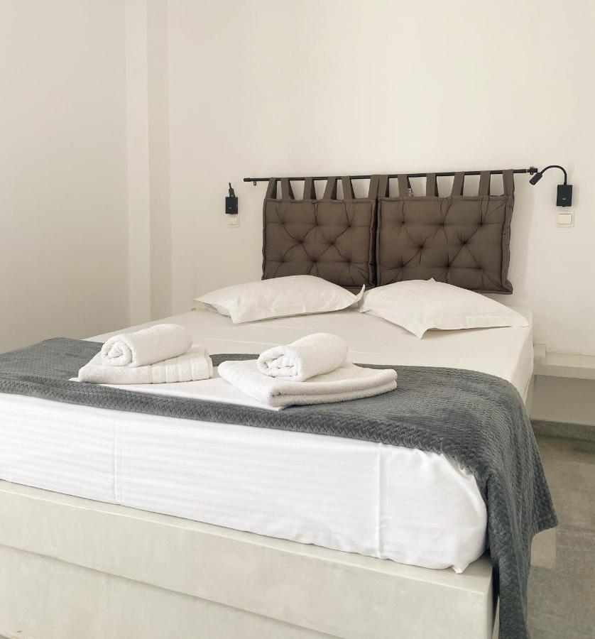 Fikas Hotel Naxos City Ngoại thất bức ảnh