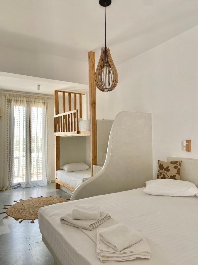 Fikas Hotel Naxos City Ngoại thất bức ảnh